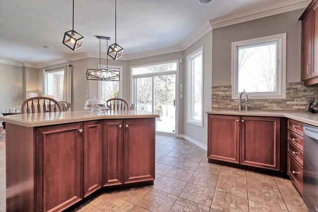 492 Britannia Ave, House detached with 4 bedrooms, 4 bathrooms and 6 parking in Oshawa ON | Image 38