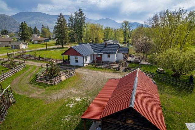 2330 Kettle River Drive, House detached with 3 bedrooms, 1 bathrooms and 10 parking in Grand Forks BC | Image 39
