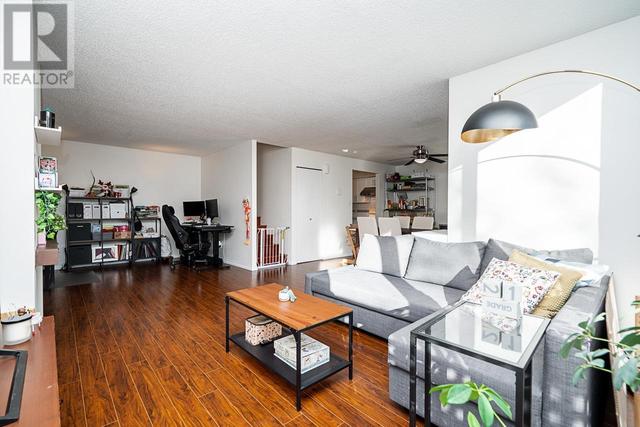 3913 Pender Street, House attached with 2 bedrooms, 2 bathrooms and 1 parking in Burnaby BC | Image 8