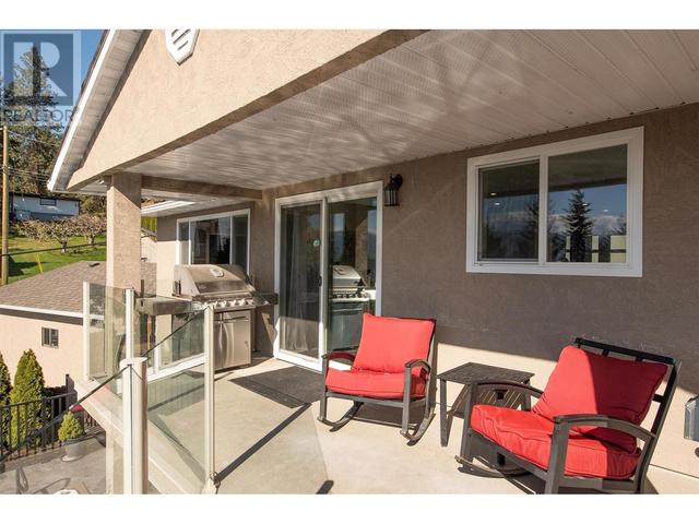 3056 Ourtoland Road, House detached with 4 bedrooms, 2 bathrooms and 2 parking in West Kelowna BC | Image 29