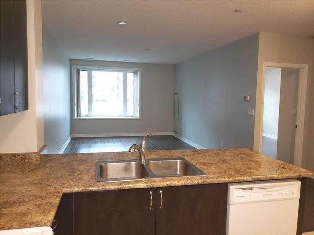 103 - 7400 Markham Rd, Condo with 1 bedrooms, 1 bathrooms and 1 parking in Markham ON | Image 4