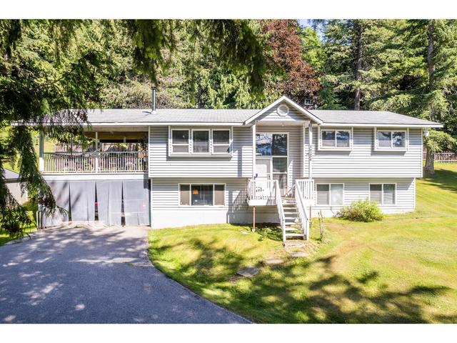 16254 Crawford Creek Road, House detached with 5 bedrooms, 3 bathrooms and 2 parking in Central Kootenay A BC | Image 4