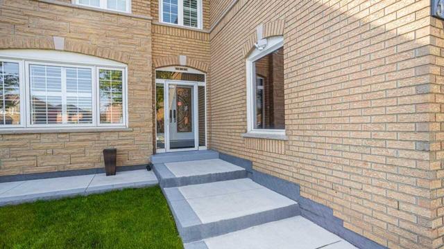 34 Blue Oak Ave, House detached with 5 bedrooms, 6 bathrooms and 7 parking in Brampton ON | Image 34