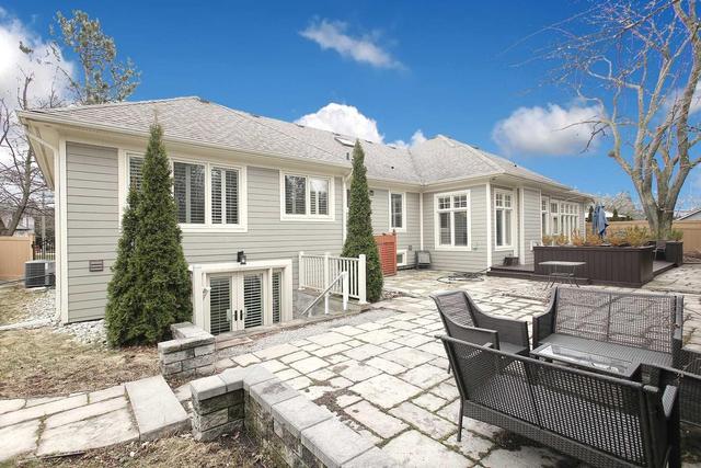 279 Tweedsdale Cres, House detached with 3 bedrooms, 5 bathrooms and 7 parking in Oakville ON | Image 26