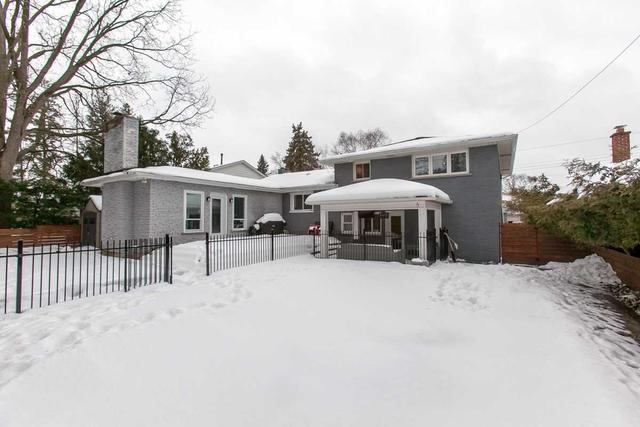1045 Manorwood Dr, House detached with 3 bedrooms, 3 bathrooms and 5 parking in Burlington ON | Image 25