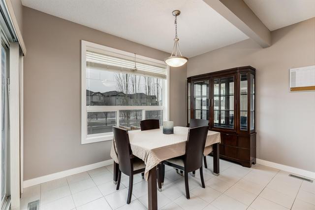 127 Hillcrest Circle Sw, House detached with 4 bedrooms, 3 bathrooms and 4 parking in Calgary AB | Image 9