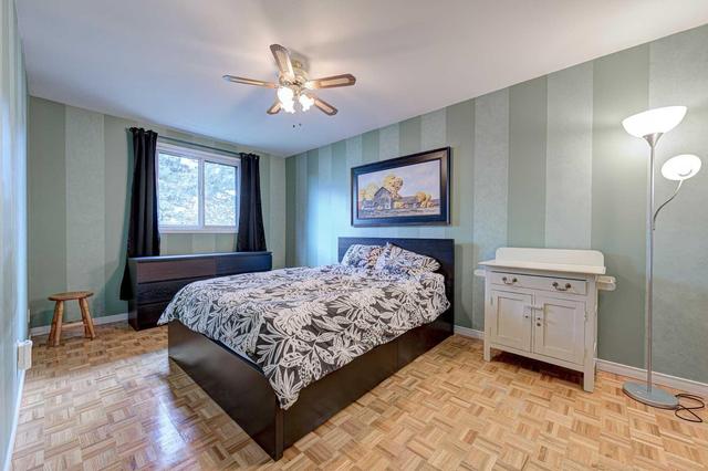 198 Baronwood Crt, Townhouse with 3 bedrooms, 2 bathrooms and 2 parking in Brampton ON | Image 16