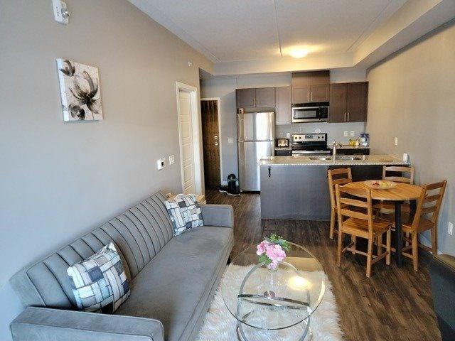 101 - 25 Kay Cres, Condo with 1 bedrooms, 1 bathrooms and 1 parking in Guelph ON | Image 3