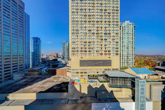 uph7 - 55 Bloor St E, Condo with 2 bedrooms, 2 bathrooms and 1 parking in Toronto ON | Image 31