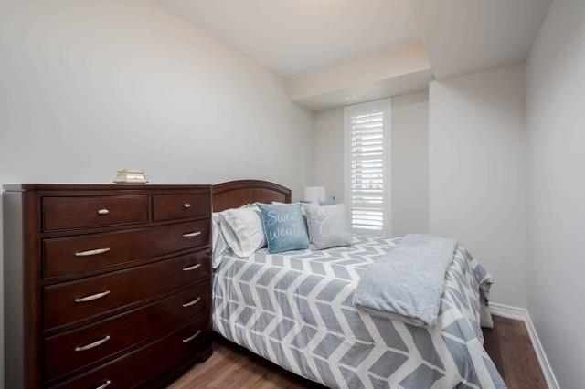 unit 12 - 105 Kayla Cres, Townhouse with 2 bedrooms, 2 bathrooms and 1 parking in Vaughan ON | Image 2
