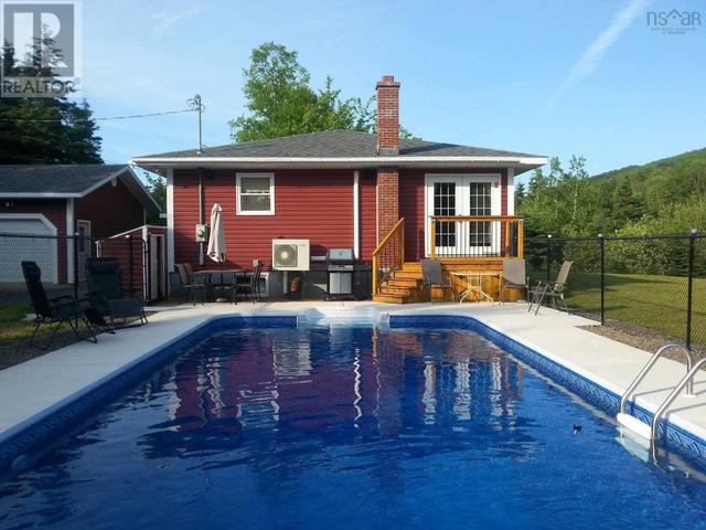 47708 Cabot Trail, House detached with 3 bedrooms, 2 bathrooms and null parking in Victoria, Subd. A NS | Image 3
