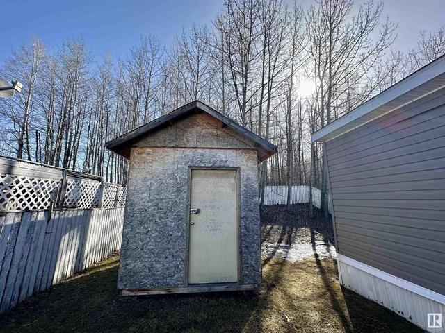 32 Pleasantview Mhp, Home with 3 bedrooms, 2 bathrooms and null parking in Drayton Valley AB | Image 34