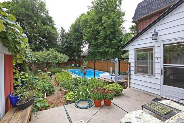 291 Horsham Ave, House detached with 3 bedrooms, 2 bathrooms and 3 parking in Toronto ON | Image 8