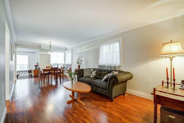 74 Stephenson Cres, House detached with 4 bedrooms, 4 bathrooms and 3 parking in Richmond Hill ON | Image 19