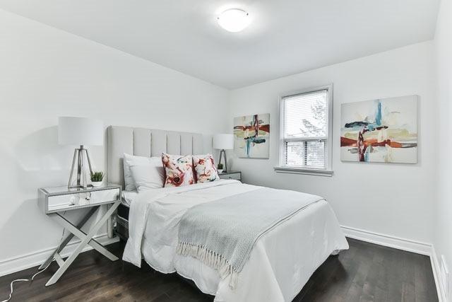 24 Rupert St, House semidetached with 3 bedrooms, 2 bathrooms and 2 parking in Toronto ON | Image 11