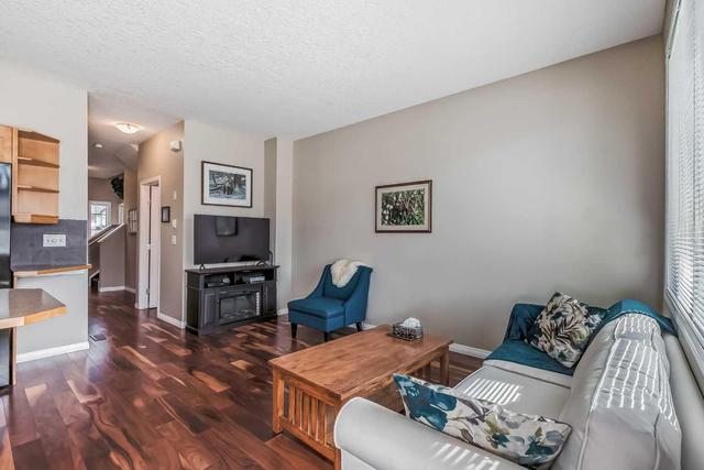 10 Everridge Gardens Sw, Home with 2 bedrooms, 2 bathrooms and 2 parking in Calgary AB | Image 15