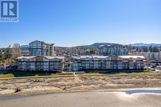 113/114d - 181 Beachside Dr, Condo with 2 bedrooms, 3 bathrooms and null parking in Parksville BC | Image 9