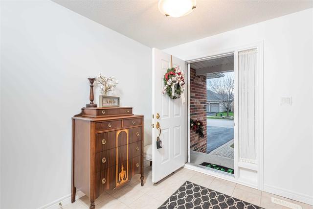 61 Maplewood Ave, House detached with 2 bedrooms, 2 bathrooms and 6 parking in Brock ON | Image 33