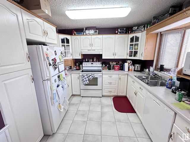 10371 109 Av, House detached with 3 bedrooms, 2 bathrooms and null parking in Westlock AB | Image 3