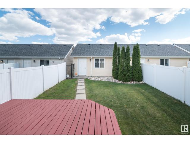 4467 Mccrae Av Nw, House attached with 3 bedrooms, 2 bathrooms and null parking in Edmonton AB | Image 37