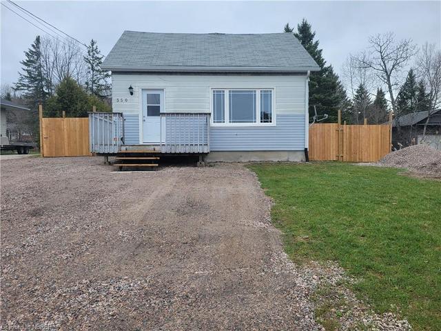 350 Main Street, House detached with 2 bedrooms, 1 bathrooms and 2 parking in Powassan ON | Image 1