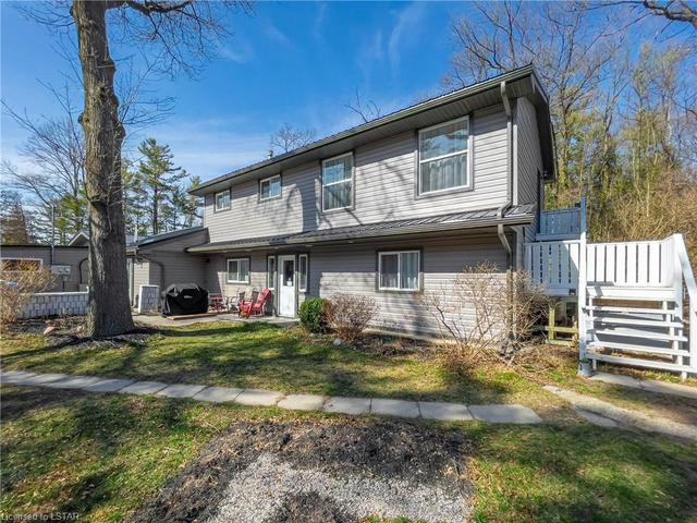 7702 Clayton Street, House detached with 8 bedrooms, 0 bathrooms and 15 parking in Lambton Shores ON | Image 39