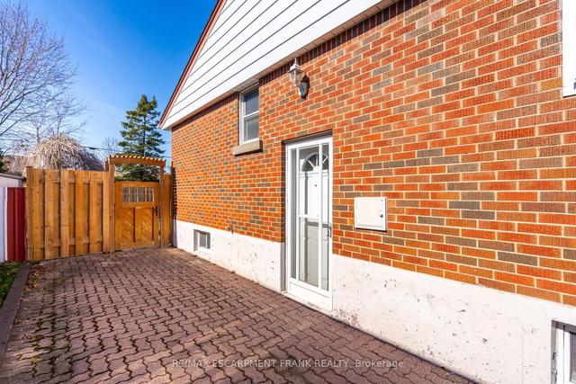 50 Greenwood St, House detached with 3 bedrooms, 1 bathrooms and 3 parking in Hamilton ON | Image 28