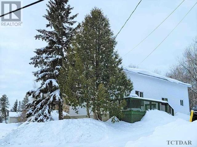 270 Hayes St, House detached with 2 bedrooms, 1 bathrooms and 8 parking in Kirkland Lake ON | Image 8