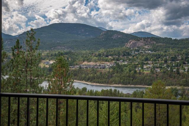 729 Prairie South Road, House detached with 4 bedrooms, 3 bathrooms and null parking in Central Kootenay J BC | Image 82