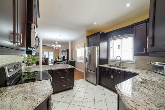 63 Davis Cres, House detached with 3 bedrooms, 3 bathrooms and 6 parking in Hamilton ON | Image 39