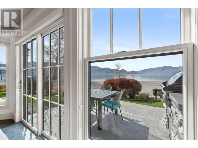 c - 4026 Beach Avenue, House attached with 3 bedrooms, 2 bathrooms and 2 parking in Peachland BC | Image 12
