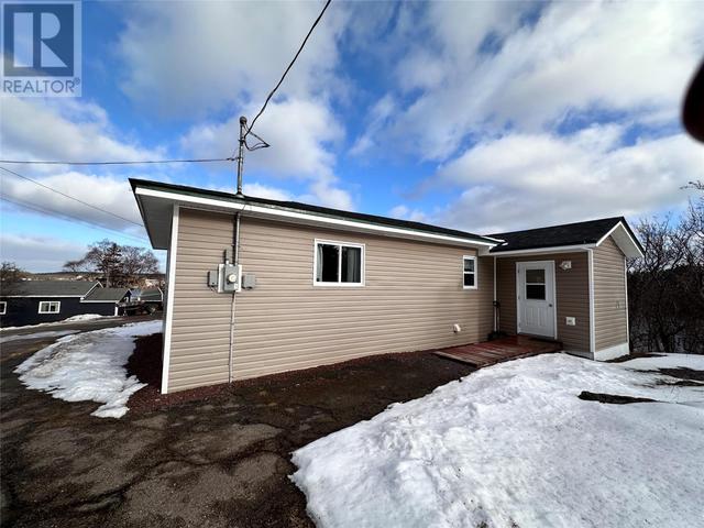 52 Dobers Road, House detached with 2 bedrooms, 1 bathrooms and null parking in Marystown NL | Image 6
