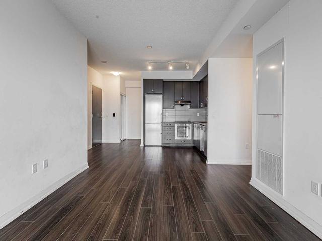 3011 - 55 Ann O'reilly Rd, Condo with 2 bedrooms, 2 bathrooms and 1 parking in Toronto ON | Image 4