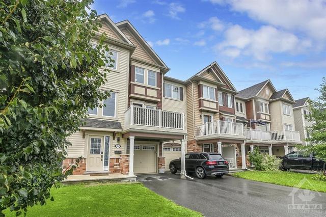 1887 Maple Grove Road, Townhouse with 2 bedrooms, 2 bathrooms and 3 parking in Ottawa ON | Image 3