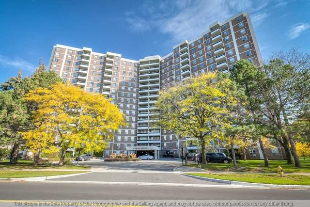 1501 - 5 Shady Gfwy, Condo with 3 bedrooms, 2 bathrooms and 1 parking in Toronto ON | Image 1