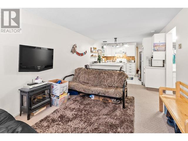 1 - 137 Whitetail Road, House detached with 3 bedrooms, 3 bathrooms and 3 parking in Okanagan Similkameen I BC | Image 34