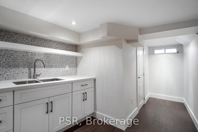 lower - 143 Montrose Ave, House semidetached with 0 bedrooms, 1 bathrooms and 0 parking in Toronto ON | Image 11