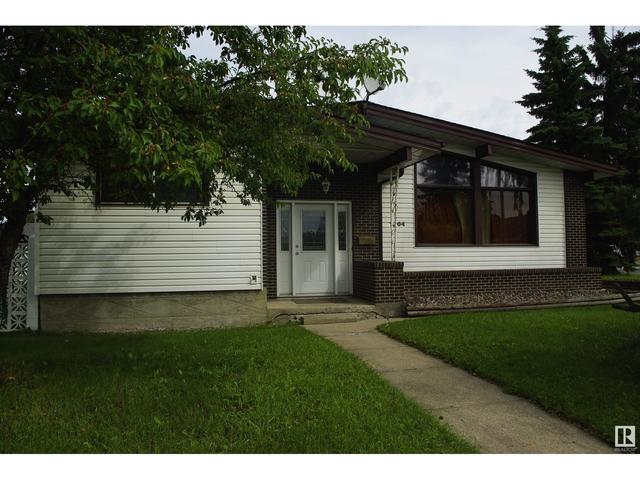 7704 144 Av Nw, House detached with 5 bedrooms, 2 bathrooms and 4 parking in Edmonton AB | Card Image