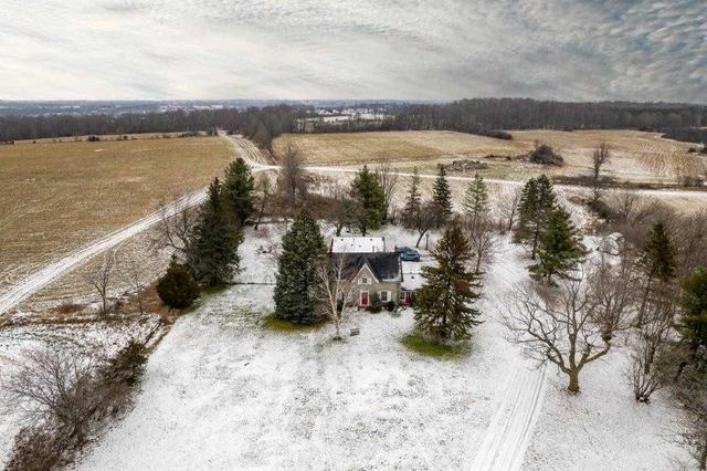 2747 Lambert Rd, House detached with 2 bedrooms, 3 bathrooms and 12 parking in South Frontenac ON | Image 26
