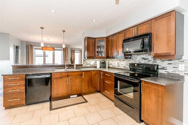 80 Graihawk Dr, House detached with 4 bedrooms, 3 bathrooms and 2 parking in Barrie ON | Image 5