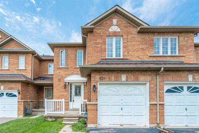 425 Ravineview Way, House attached with 3 bedrooms, 3 bathrooms and 3 parking in Oakville ON | Image 10