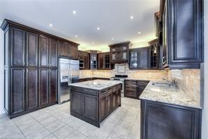 2455 Sylvia Dr, House detached with 4 bedrooms, 4 bathrooms and 4 parking in Oakville ON | Image 25
