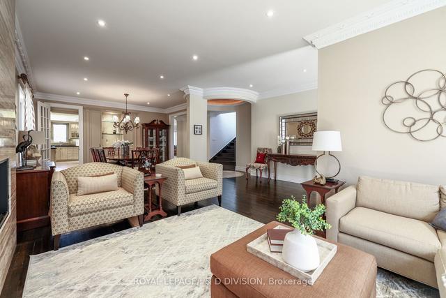 82 Munro Blvd, House detached with 5 bedrooms, 6 bathrooms and 6 parking in Toronto ON | Image 23