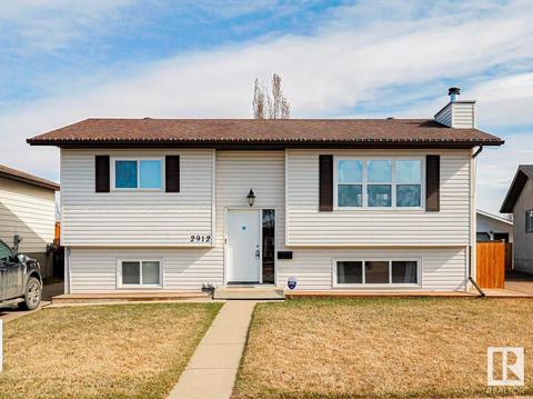 2912 148 Av Nw, House detached with 4 bedrooms, 2 bathrooms and null parking in Edmonton AB | Card Image