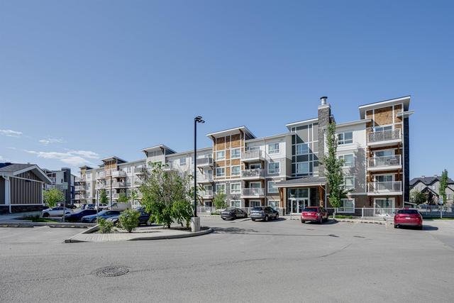 3401 - 302 Skyview Ranch Drive Ne, Condo with 2 bedrooms, 2 bathrooms and 2 parking in Calgary AB | Image 4