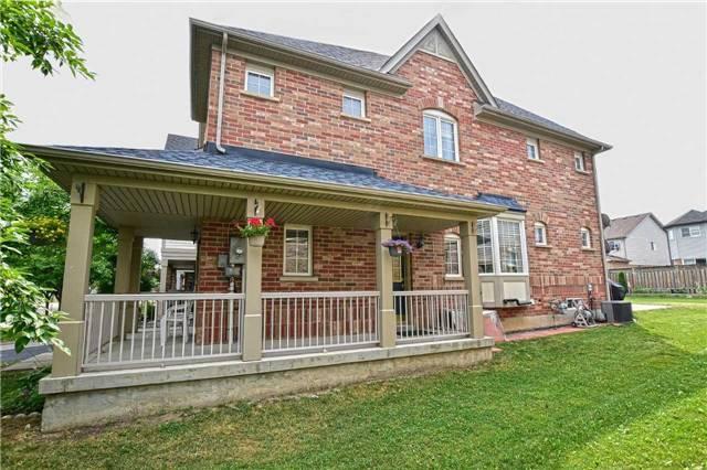 79 Telegraph Dr, House attached with 3 bedrooms, 3 bathrooms and 1 parking in Whitby ON | Image 1
