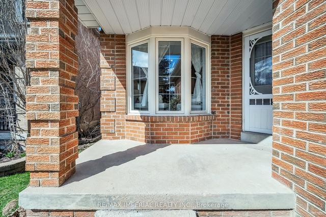 1179 Barleymow St, House detached with 3 bedrooms, 3 bathrooms and 6 parking in Mississauga ON | Image 34