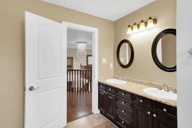 27 Dorwood Crt, House detached with 4 bedrooms, 5 bathrooms and 20 parking in Vaughan ON | Image 25