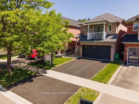 925 Knotty Pine Grve, House detached with 4 bedrooms, 3 bathrooms and 6 parking in Mississauga ON | Card Image