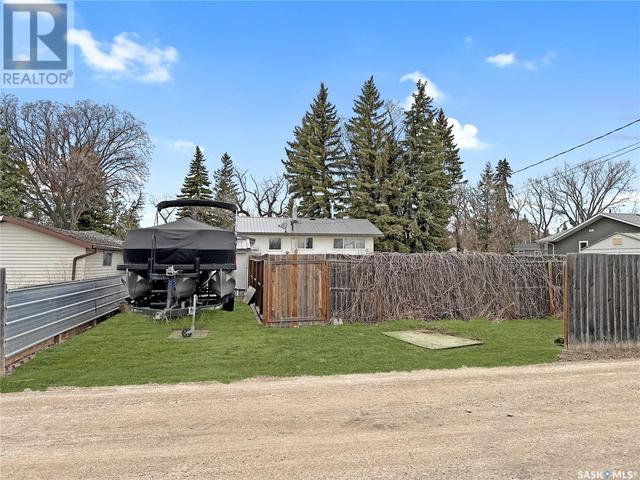 215 Earl Street, House detached with 2 bedrooms, 1 bathrooms and null parking in Balcarres SK | Image 19
